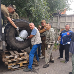ДЕВЯТНАДЦАТЬ ТОНН СВОИМ